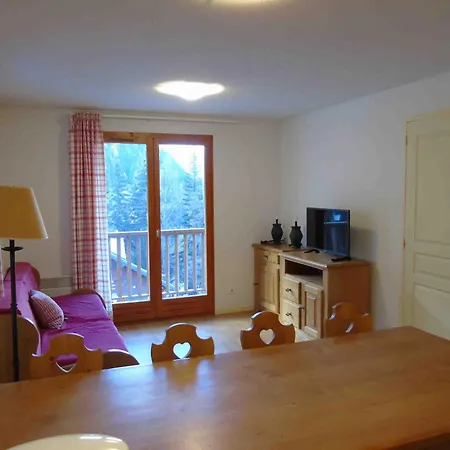 : Familial 8 Pers, 3 Pieces, Animaux Admis - Fr-1-561-55 * Valfrejus